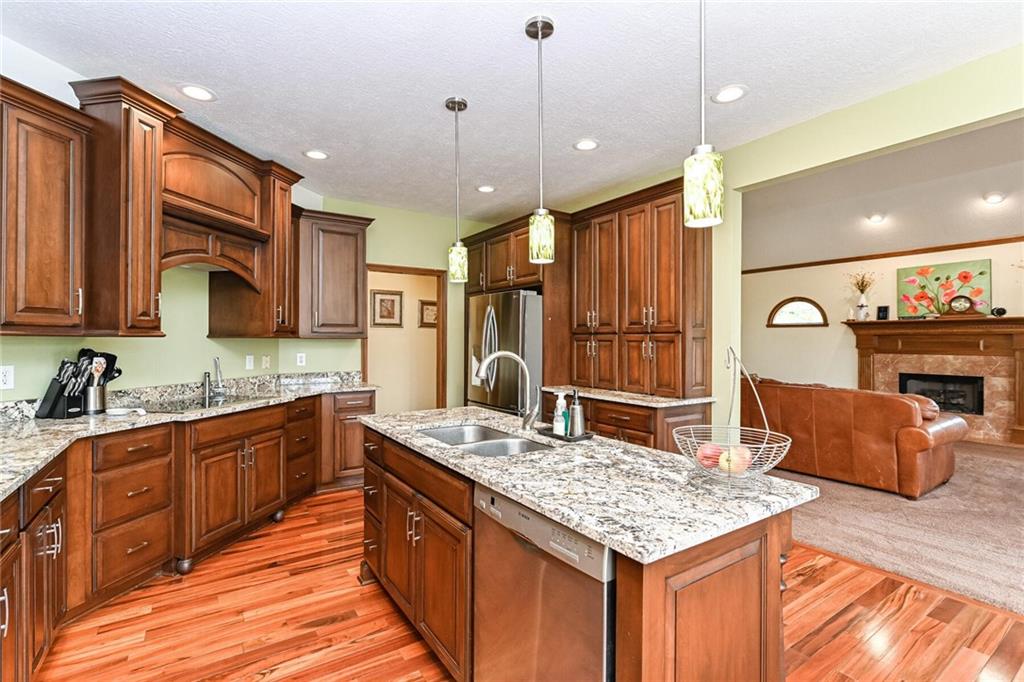 2023 Berry Road Greenwood, IN 46143 - Photo 17 of 48 Gallery Image 17