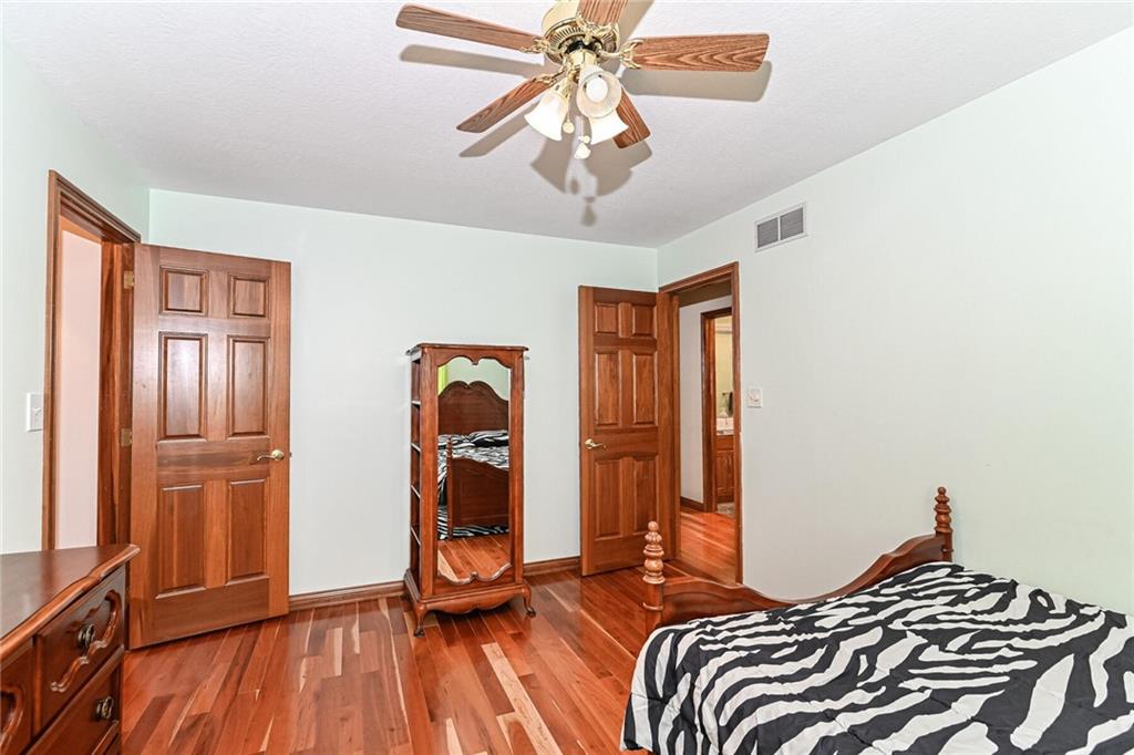 2023 Berry Road Greenwood, IN 46143 - Photo 32 of 48 Gallery Image 32