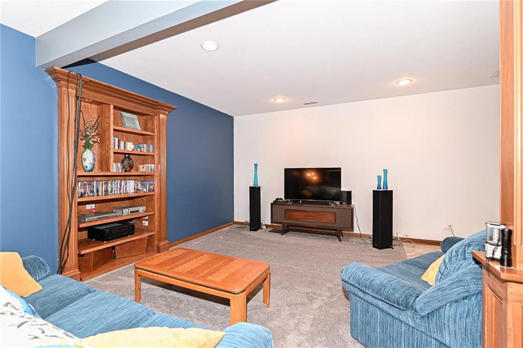 2023 Berry Road Greenwood, IN 46143 - Photo 38 of 48 Gallery Image 38