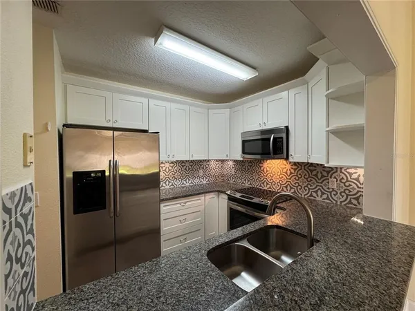$2,300 | 600 Northern Way, Unit 1403, Winter Springs, FL 32708