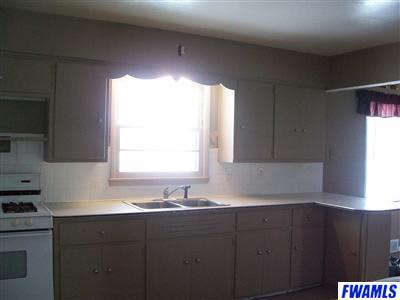 9536 Lima Road Fort Wayne, IN 46818 - Photo 4 of 13