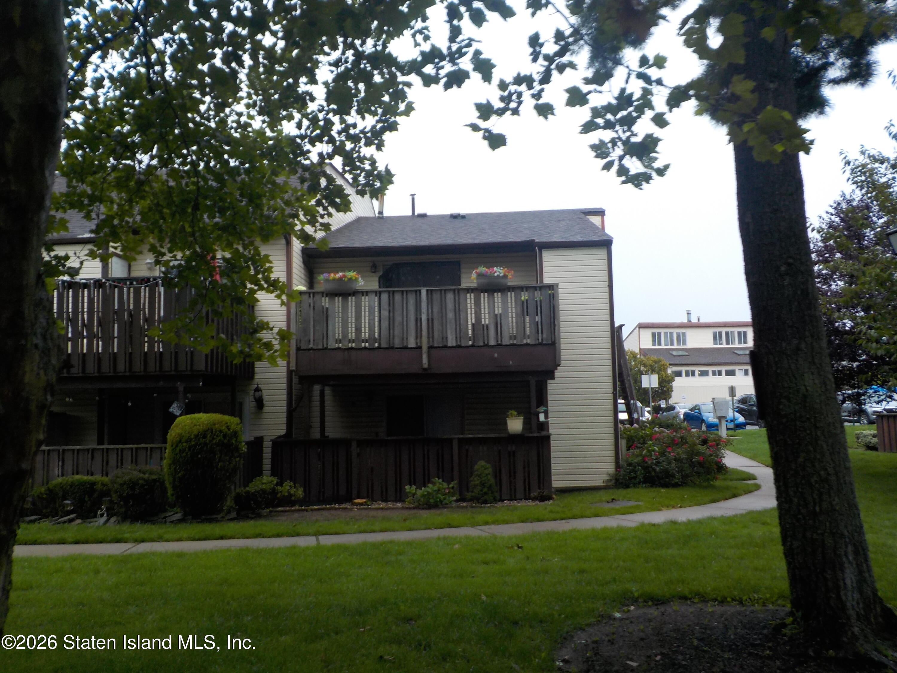 110 Timber Ridge Drive Staten Island, NY 10306 - Photo 1 of 9 DSCN8206