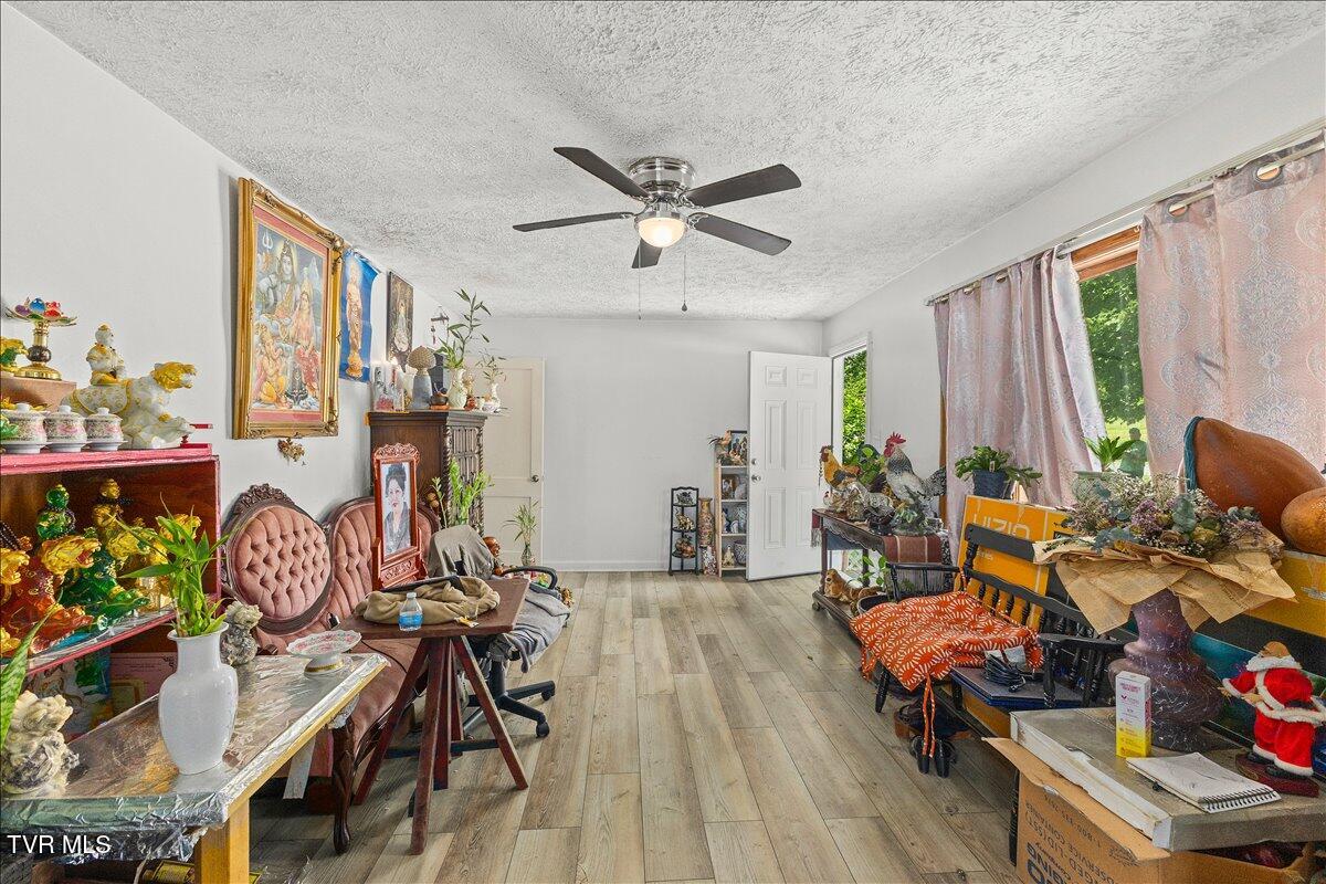 2634 Island Road Bristol, VA 24201 - Photo 15 of 53 38-128A2009