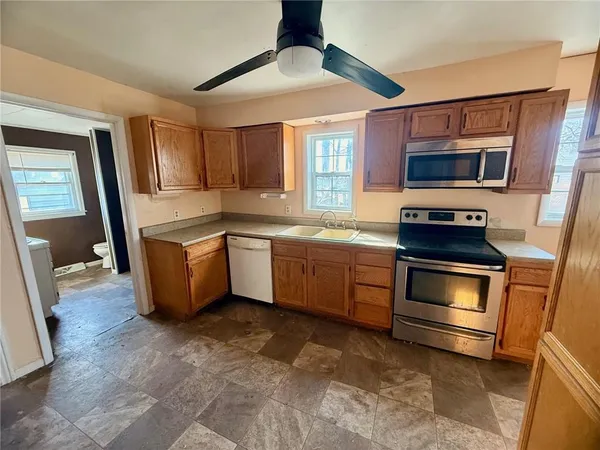 $89,900 | 416 South 5th Street, Hopkins, MO 64461