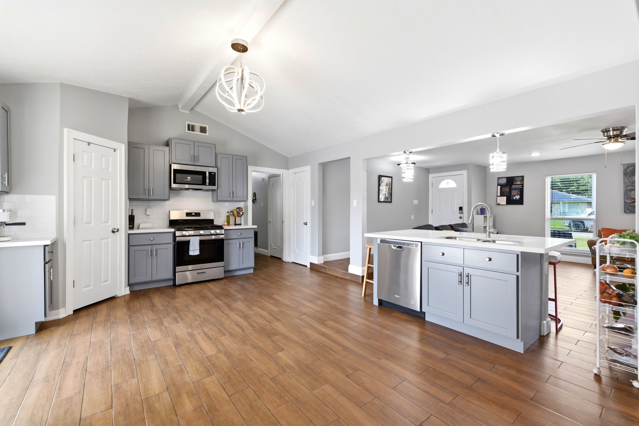 9711 Ebb Street Houston, TX 77089 - Photo 12 of 45