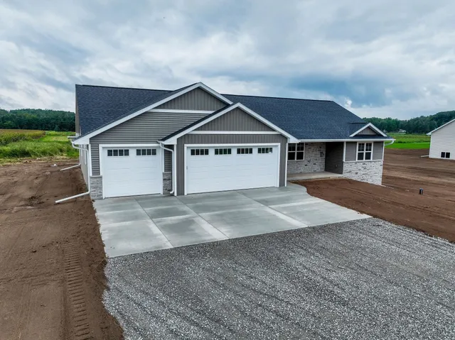 $494,900 | 3701 Westpoint Road, Suamico, WI 54313