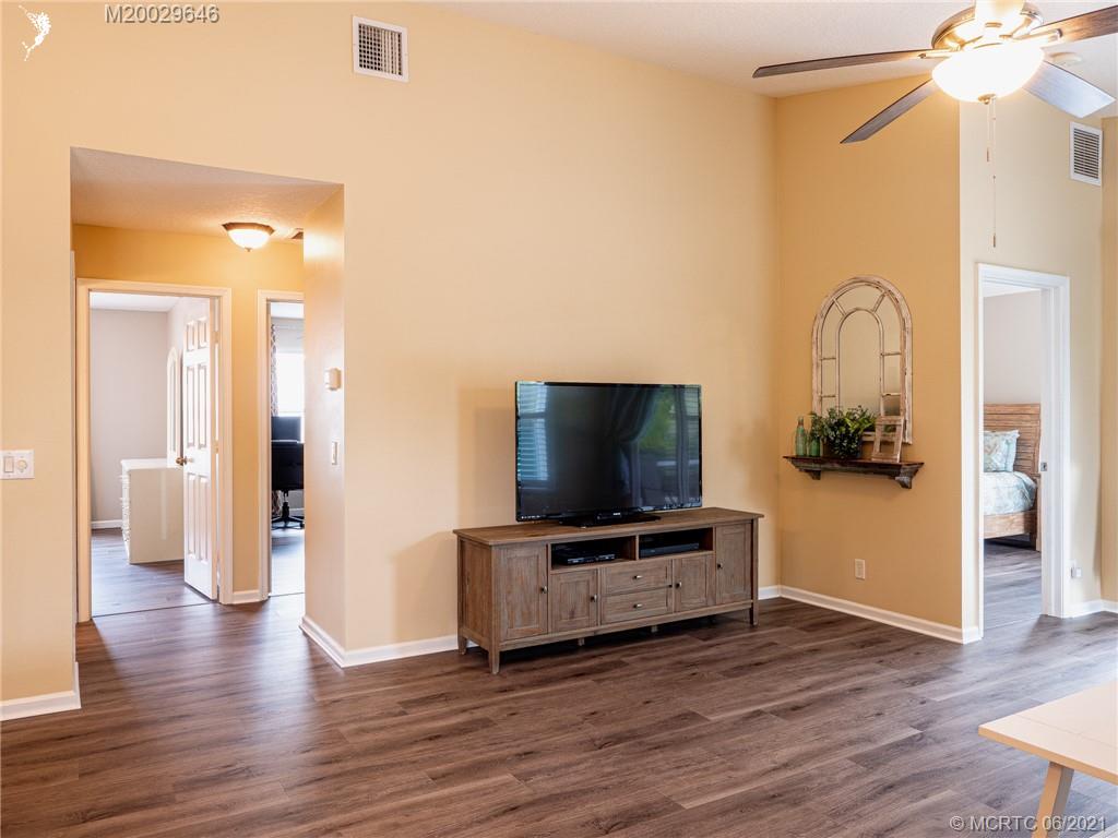 8902 Southwest Caprice Circle Stuart, FL 34997 - Photo 14 of 30 Gallery Image 14