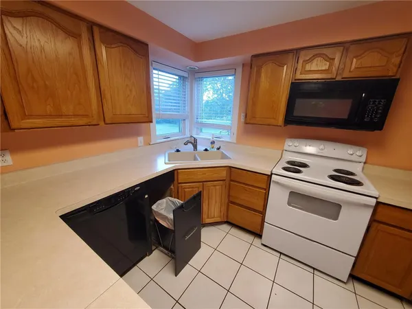 $1,925 | 1148 Jackson Road, Webster, NY 14580