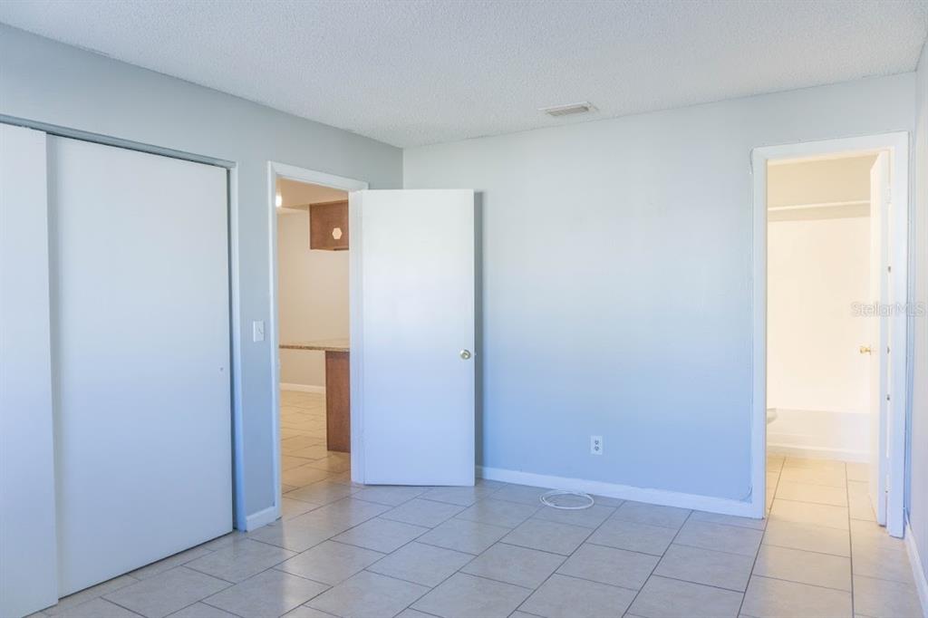 237 Thorntree Place, Unit 237 Brandon, FL 33510 - Photo 19 of 58