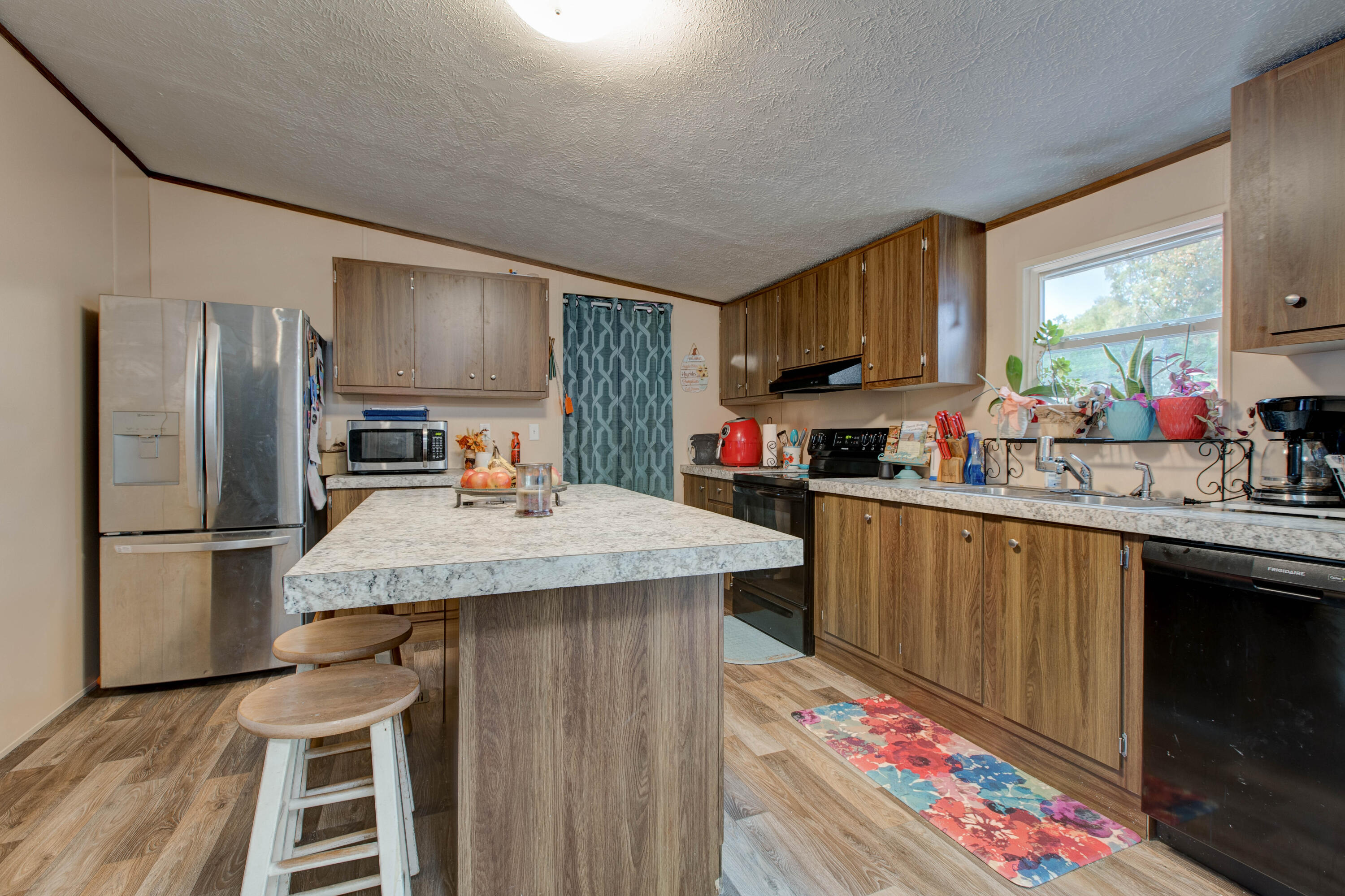 200 West Halls Road Stanton, KY 40380 - Photo 8 of 25 KITHCEN