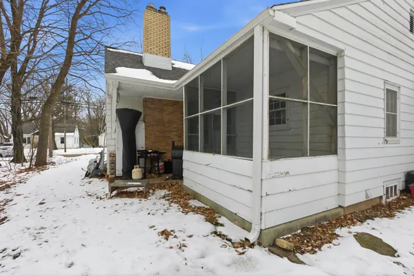$199,000 | 182 North Clinton Avenue, Clintonville, WI 54929
