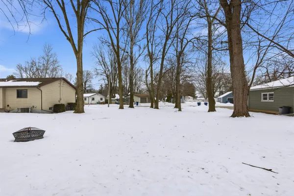 $199,000 | 182 North Clinton Avenue, Clintonville, WI 54929