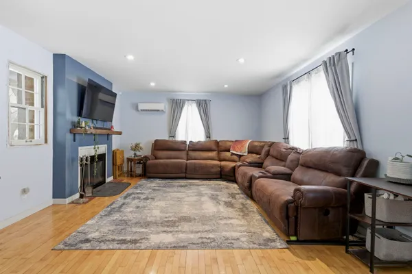 $199,000 | 182 North Clinton Avenue, Clintonville, WI 54929