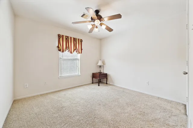 $3,500 | 2088 Silverthorn Lane, Kemah, TX 77565