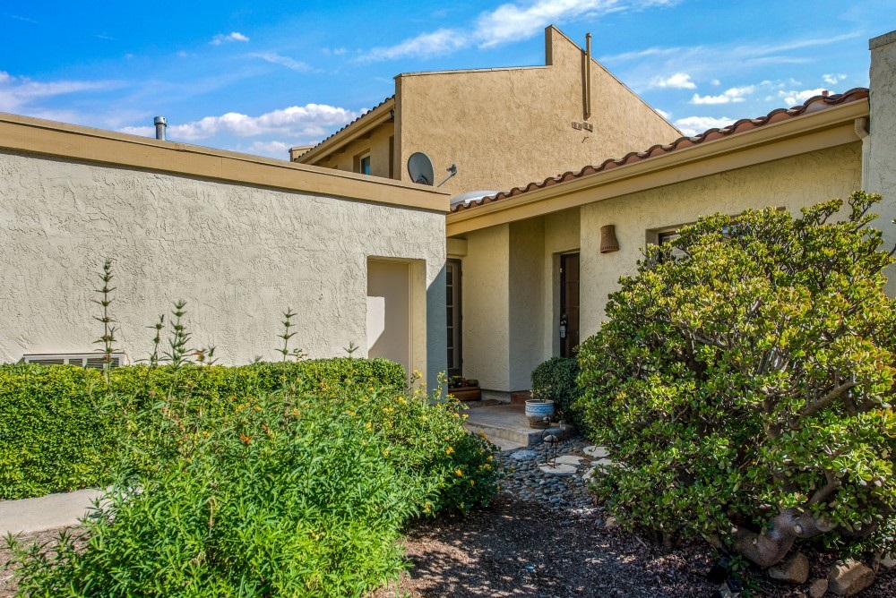 13414 The Square Poway, CA 92064 - Photo 2 of 25 Gallery Image 2