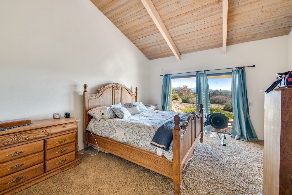 13414 The Square Poway, CA 92064 - Photo 15 of 25 Gallery Image 15