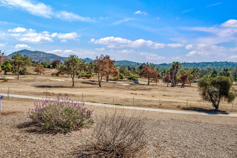 13414 The Square Poway, CA 92064 - Photo 23 of 25 Gallery Image 23