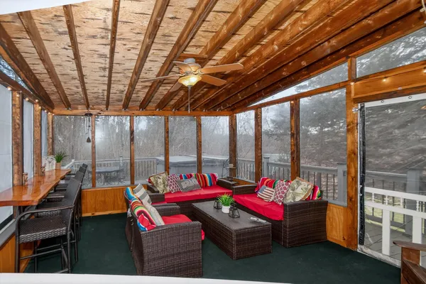 $585,000 | 2 Joslin Road, Amherst, NH 03031