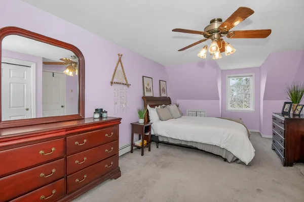 $585,000 | 2 Joslin Road, Amherst, NH 03031