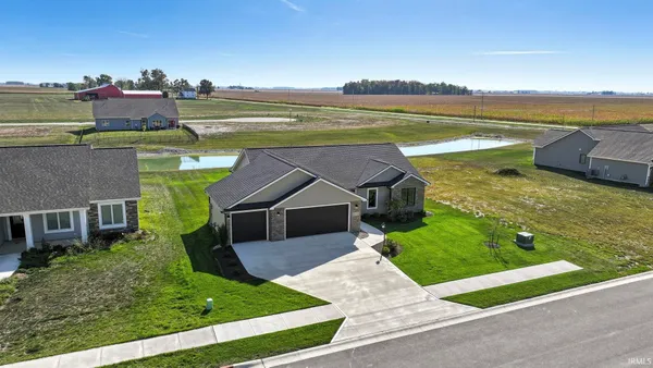 $349,900 | 22238 Travertine Run, Woodburn, IN 46797