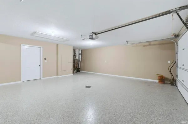 $349,900 | 22238 Travertine Run, Woodburn, IN 46797