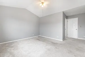 $2,500 | 732 Woodewind Drive, Unit 732, Naperville, IL 60563