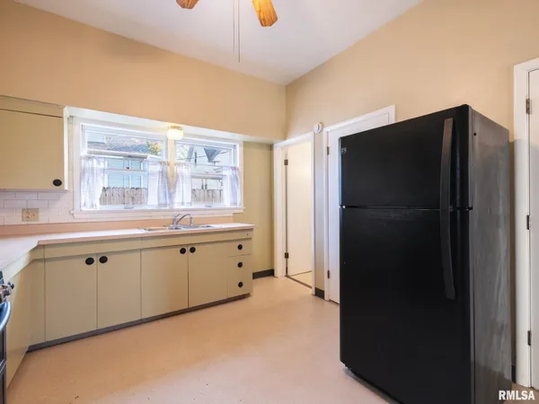 $59,500 | 918 Margaret Street, Pekin, IL 61554