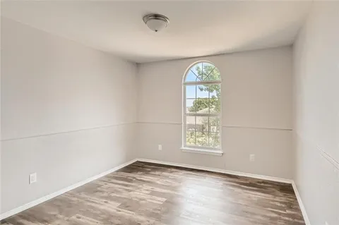 $2,100 | 1420 Quicksilver Circle, Round Rock, TX 78665