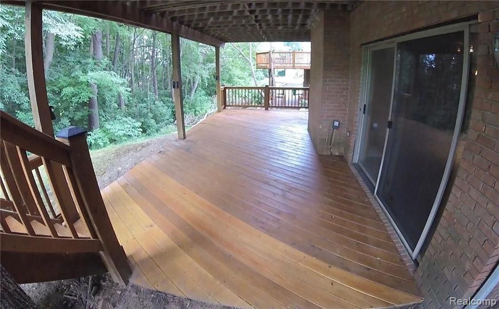 6693 Ridgeview Drive Clarkston, MI 48346 - Photo 34 of 37
