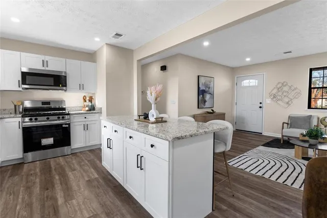 $289,900 | 747 Briarwood Road Southwest, Conyers, GA 30094