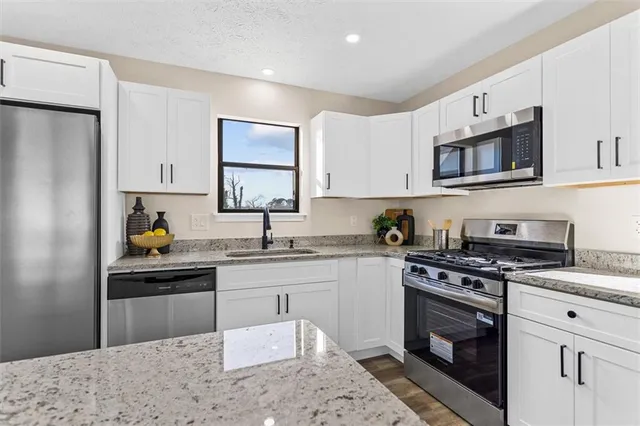 $289,900 | 747 Briarwood Road Southwest, Conyers, GA 30094