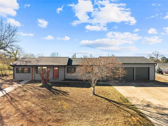 $289,900 | 747 Briarwood Road Southwest, Conyers, GA 30094