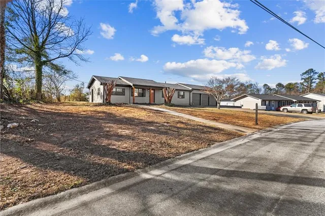 $289,900 | 747 Briarwood Road Southwest, Conyers, GA 30094