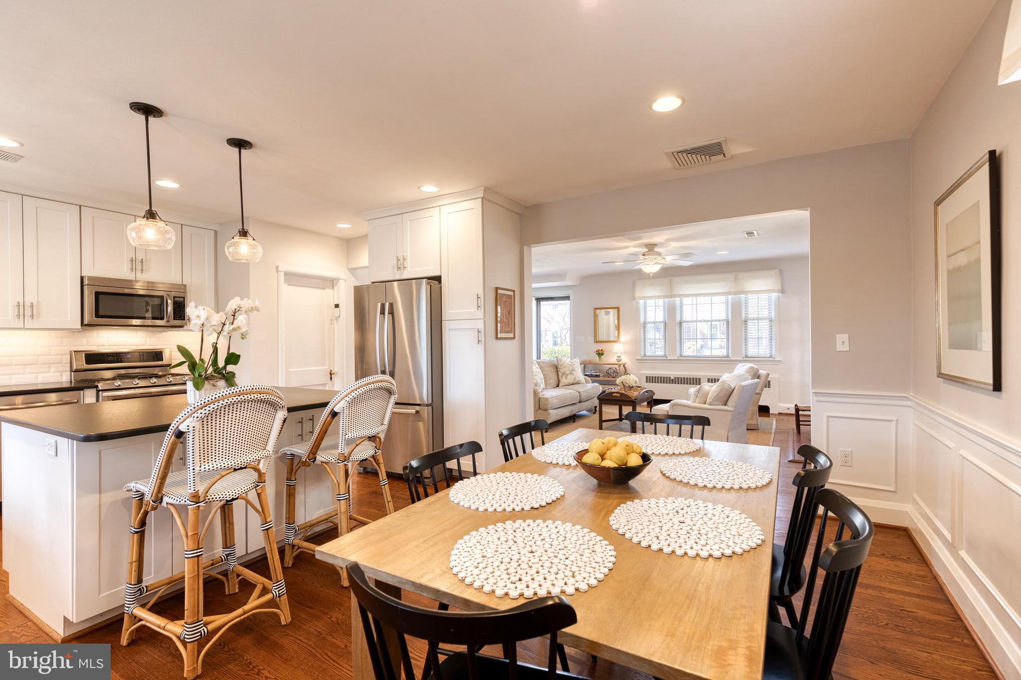 45 Dunkirk Road Baltimore, MD 21212 - Photo 20 of 45 a view of a dining room with furniture