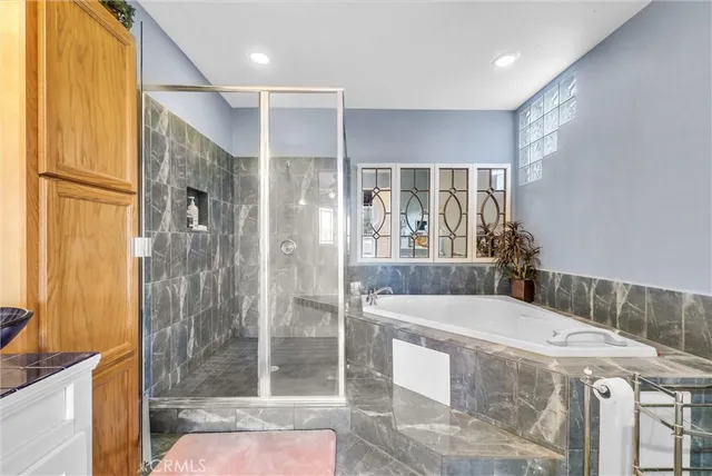 $1,800,000 | 868 South Calle Venado, Anaheim, CA 92807