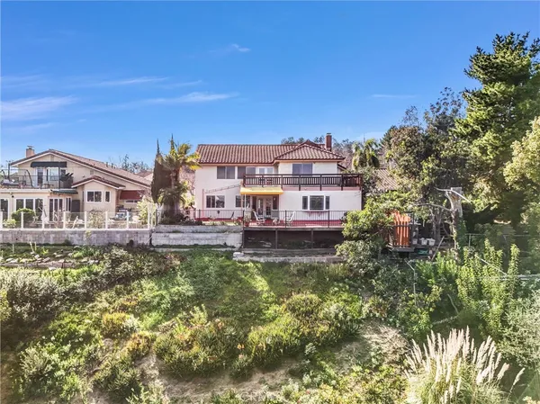 $1,749,990 | 868 South Calle Venado, Anaheim, CA 92807