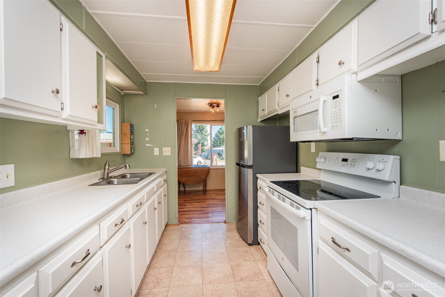 921 South 3rd Avenue, Unit 15 Sequim, WA 98382 - Photo 20 of 34