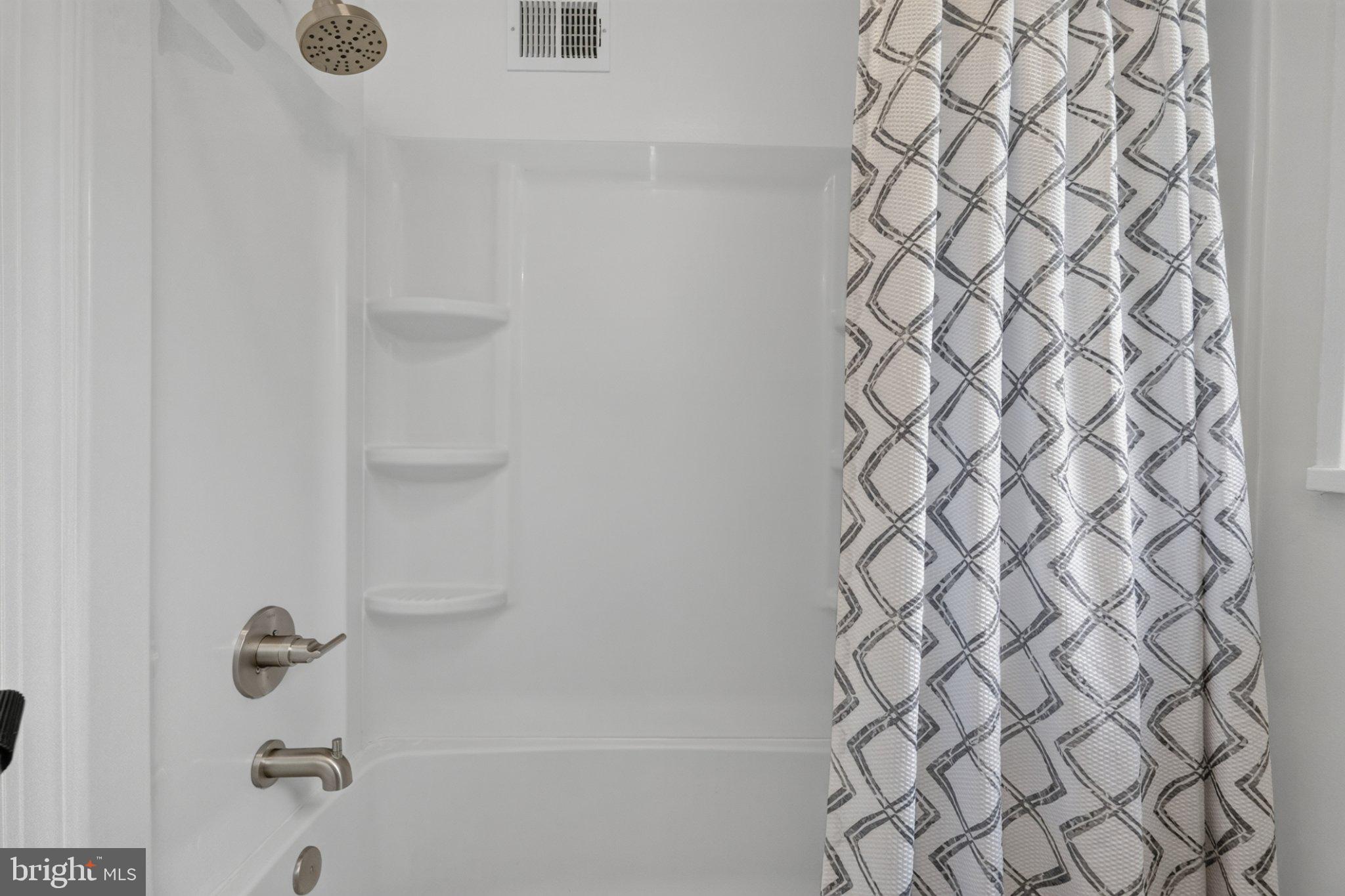 313 Vassar Road Alexandria, VA 22314 - Photo 32 of 58 Gallery Image 32