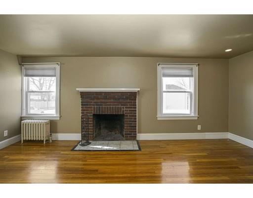 45 Wallace Road Quincy, MA 02169 - Photo 5 of 29 Gallery Image 5