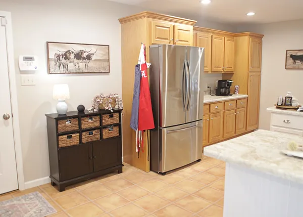 $368,000 | 1106 Daybreak Drive, Marion, IL 62959