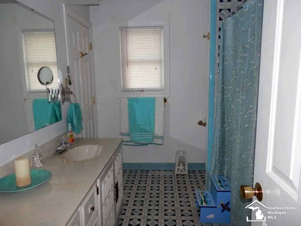 1450 Indian Trail Road Carleton, MI 48117 - Photo 15 of 23