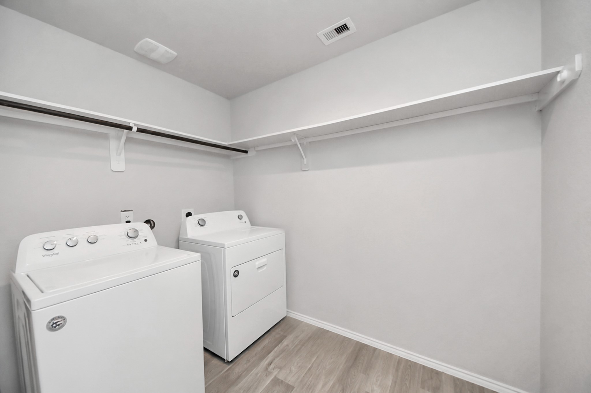1819 Turtle Bluff Lane Rosenberg, TX 77469 - Photo 28 of 34 HUGE laundry room, plenty of space for a second fridge, additional storage space, etc.