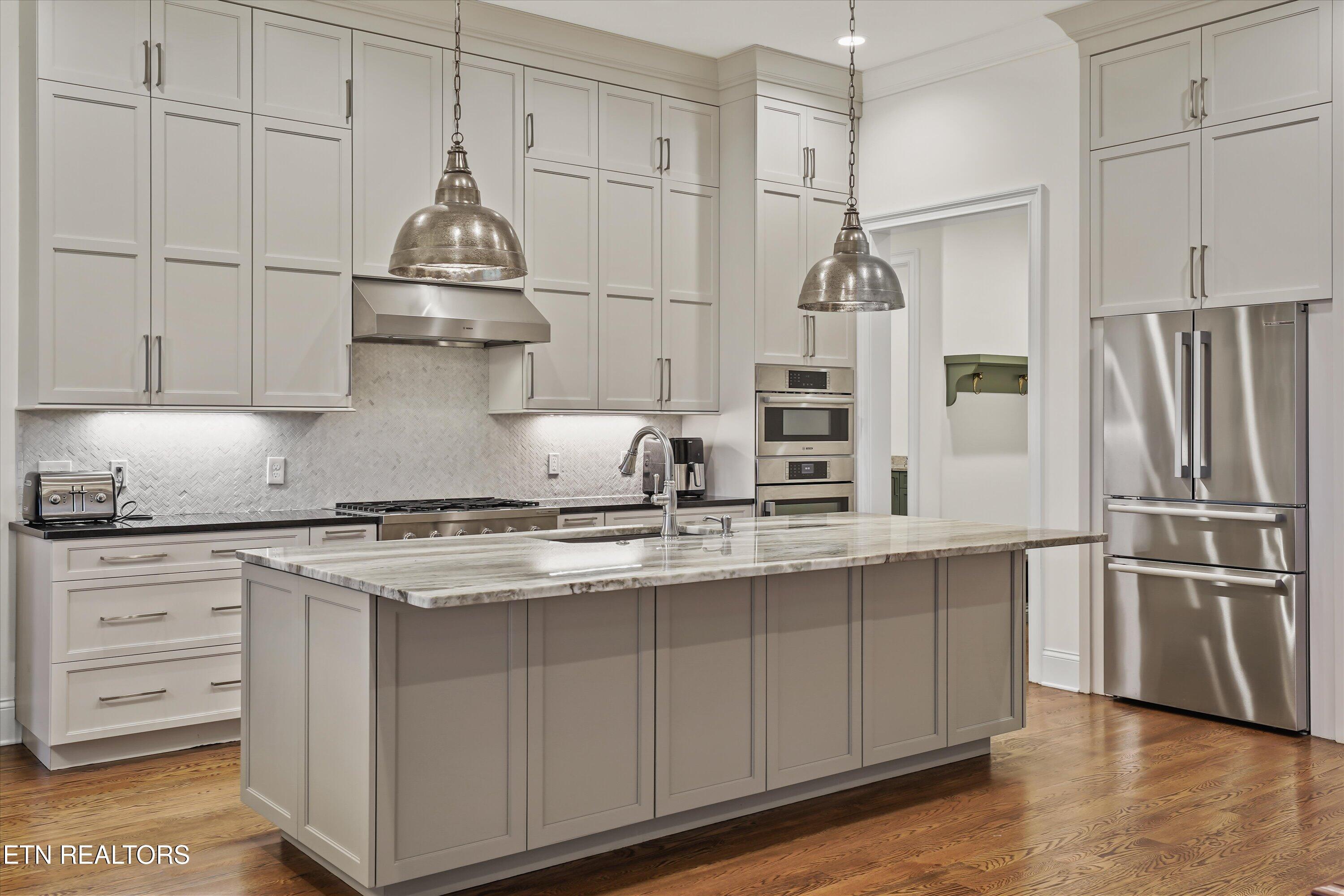 614 Barnsley Road Knoxville, TN 37934 - Photo 15 of 57 15-614 Barnsley Rd 30