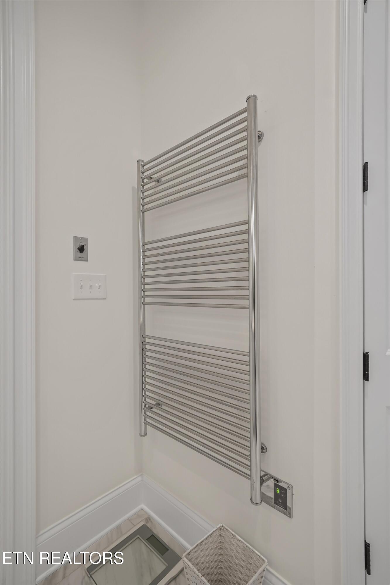 614 Barnsley Road Knoxville, TN 37934 - Photo 27 of 57 27-614 Barnsley Rd 14