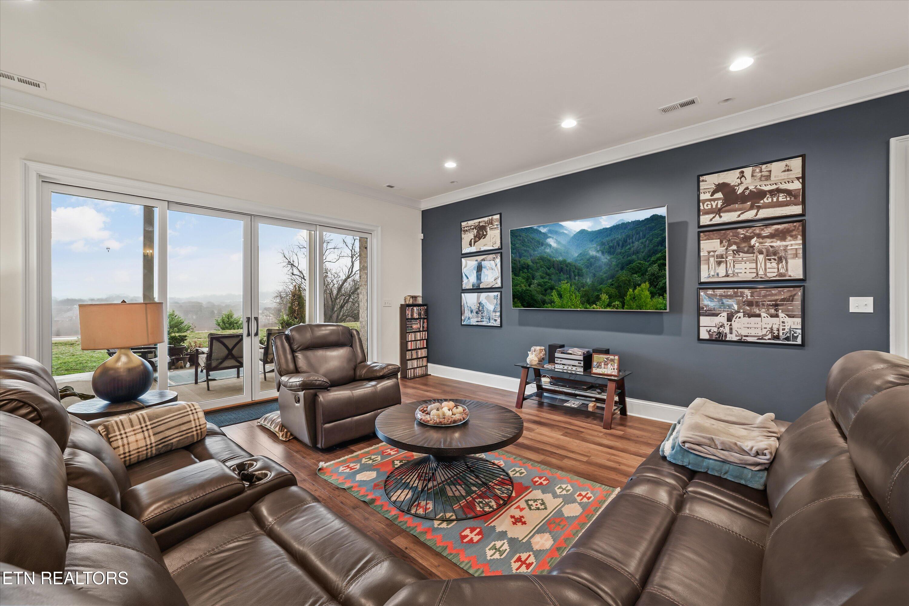 614 Barnsley Road Knoxville, TN 37934 - Photo 41 of 57 41-614 Barnsley Rd 48