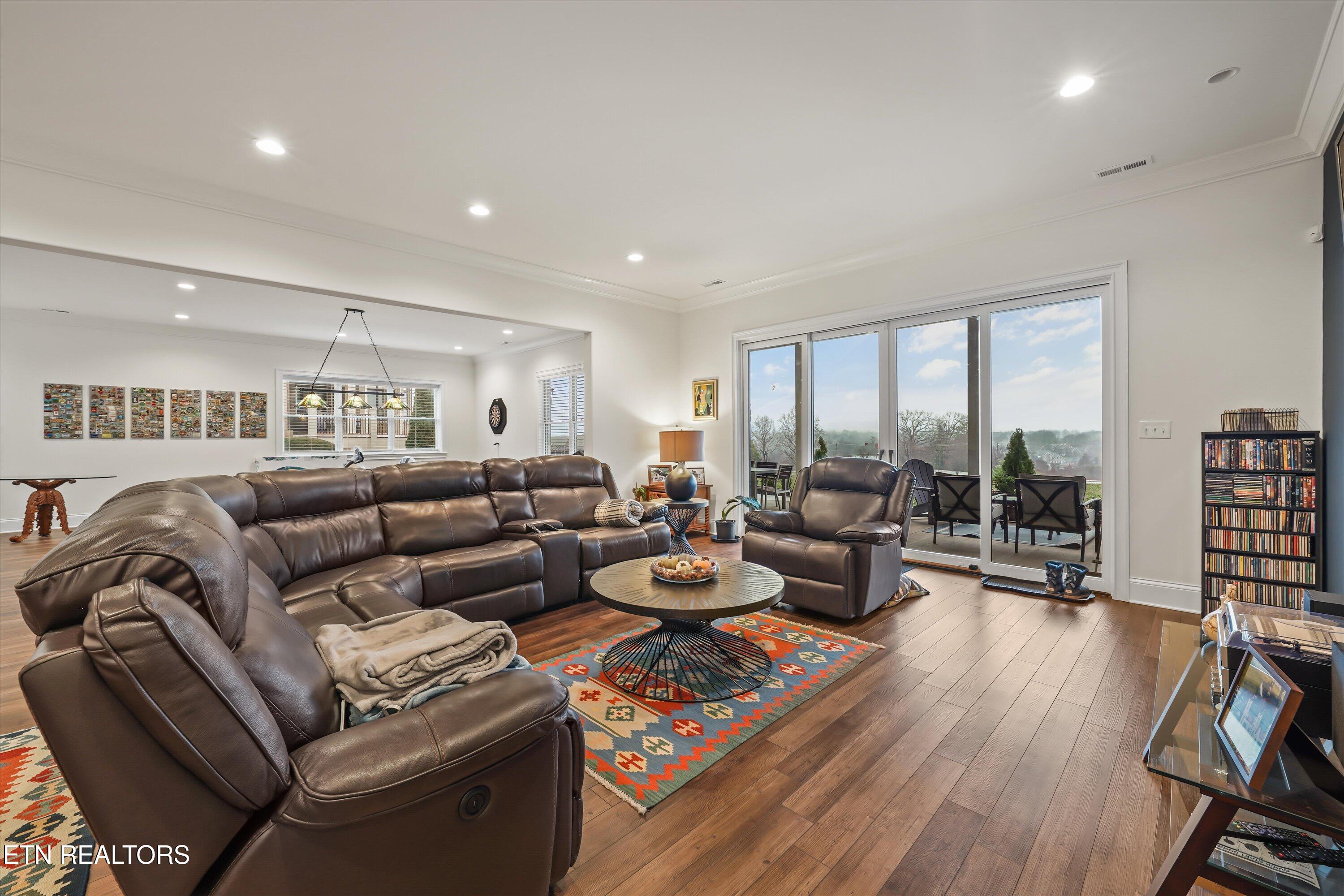 614 Barnsley Road Knoxville, TN 37934 - Photo 42 of 57 42-614 Barnsley Rd 49