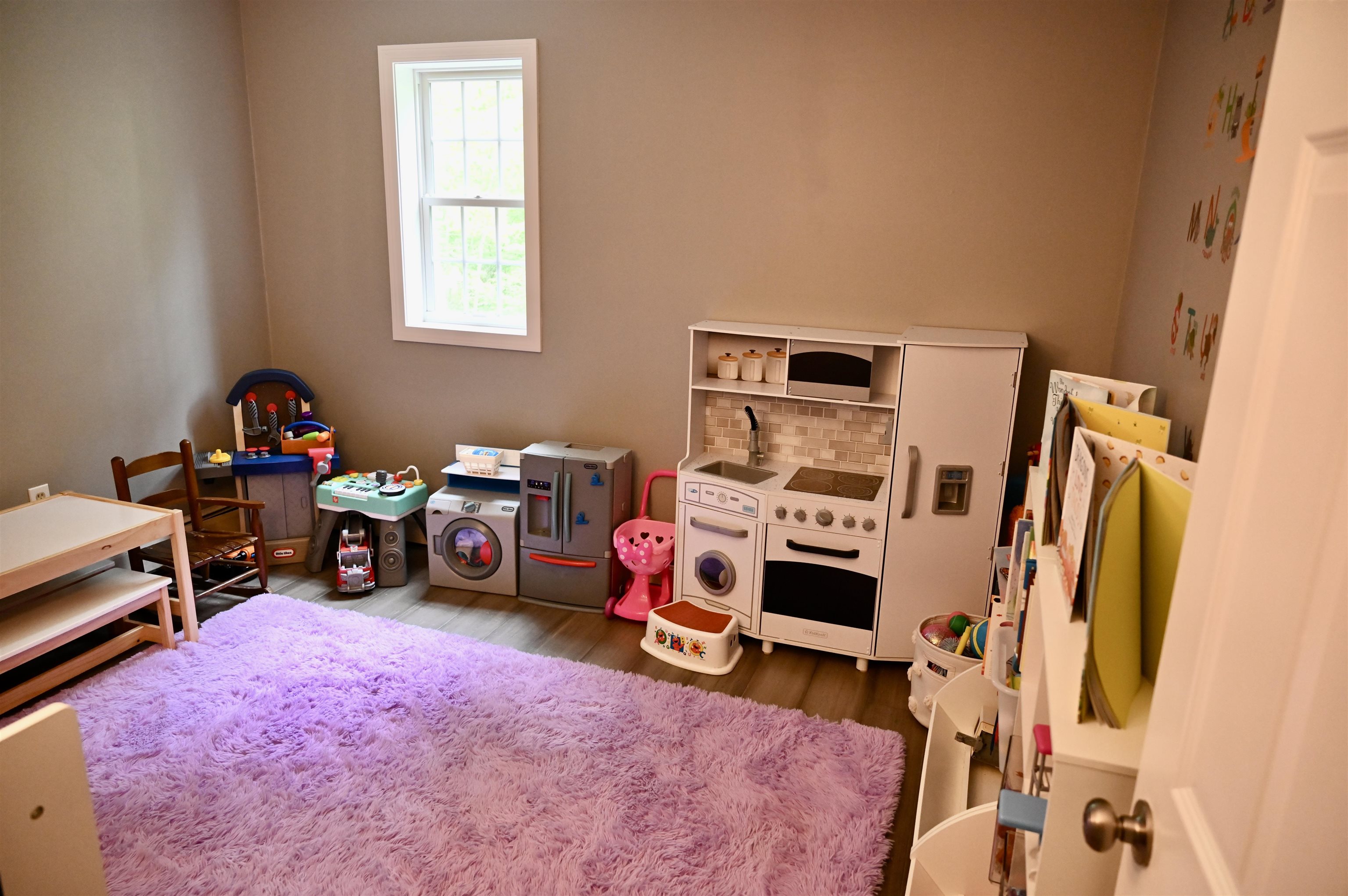180 Hoit Road Concord, NH 03301 - Photo 35 of 43