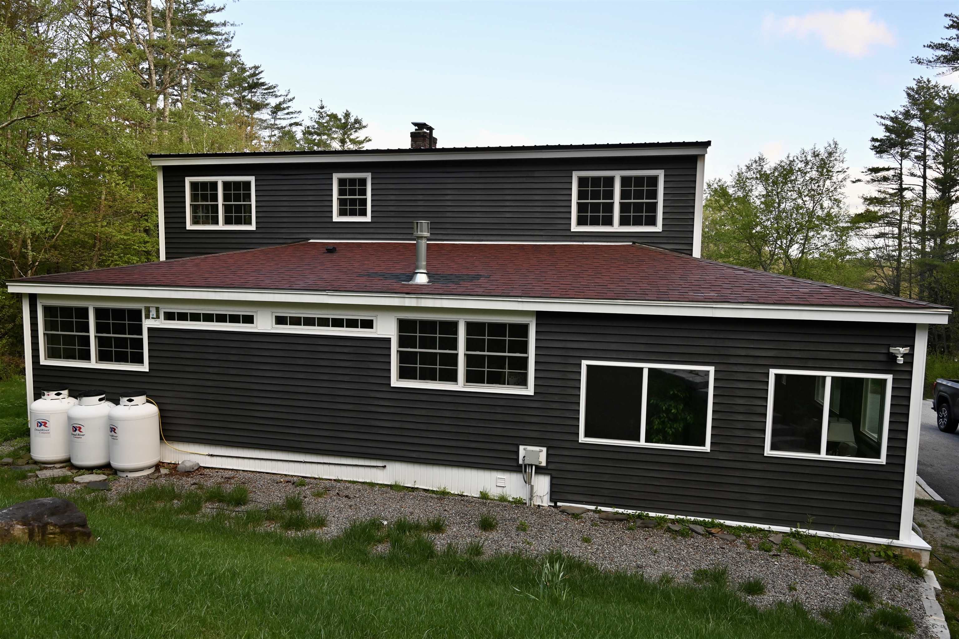 180 Hoit Road Concord, NH 03301 - Photo 9 of 43