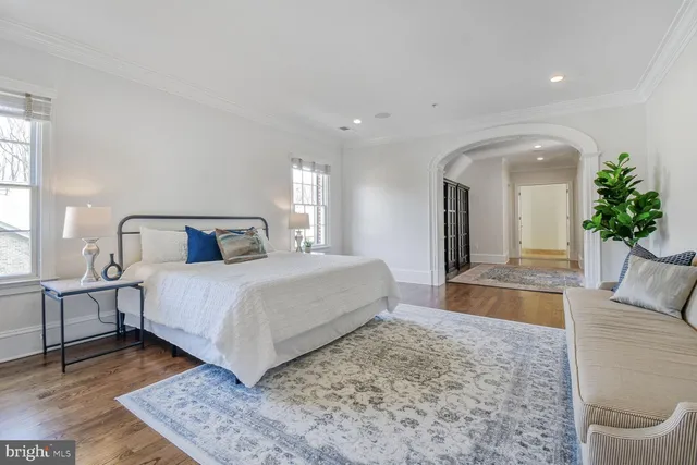 $4,950,000 | 1935 Foxview Circle Northwest, Washington, DC 20007