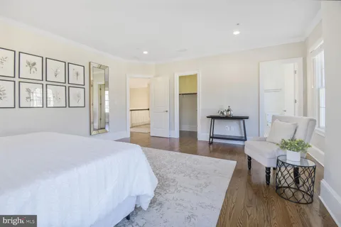 $4,950,000 | 1935 Foxview Circle Northwest, Washington, DC 20007